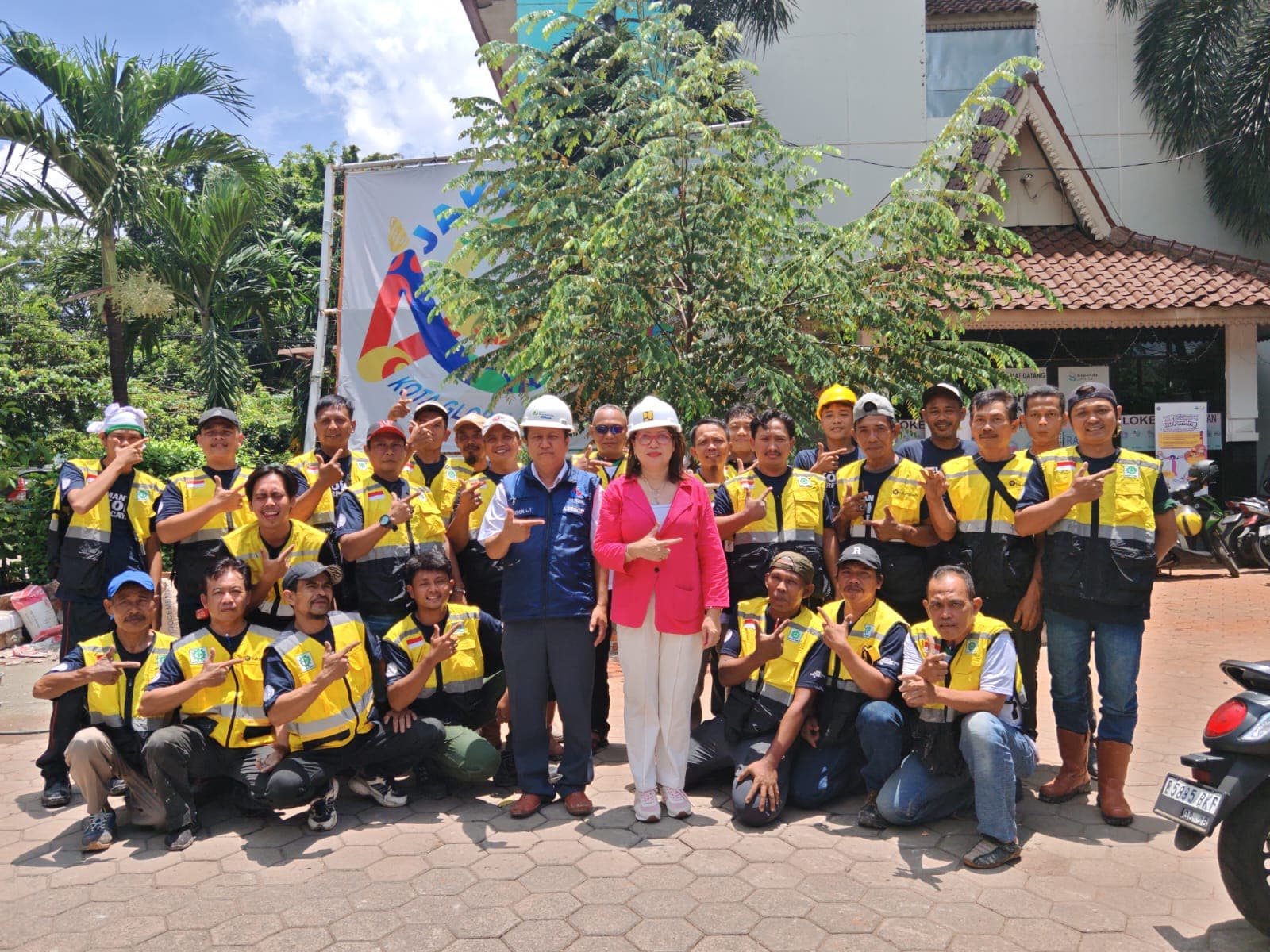 55 Pekerja Konstruksi di Kebayoran Lama Mengikuti Uji Sertifikasi Kompetensi